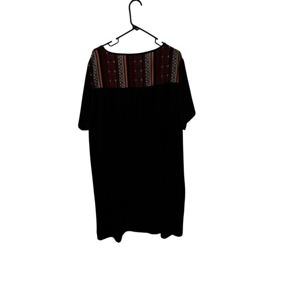 Bloomchic Plus Size 22-24 Black Dress With Multicolor Tribal Print Yoke NWT - Picture 4 of 5